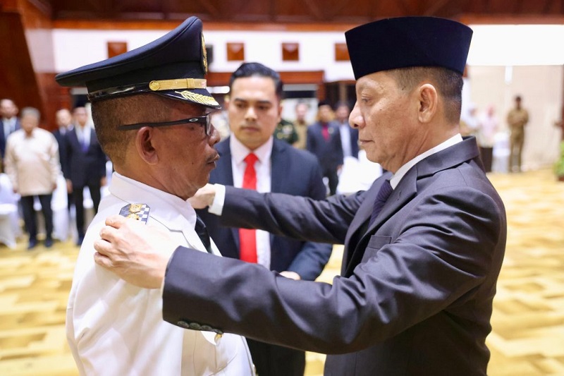 Pj Gubernur Lantik Jailani Menjadi Pj Bupati Pidie Jaya, Ini Pesannya