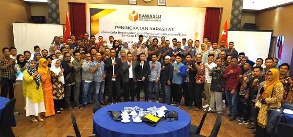 Bawaslu Sidempuan Perkuat Kapasitas Panwaslu Kecamatan Dan PKD