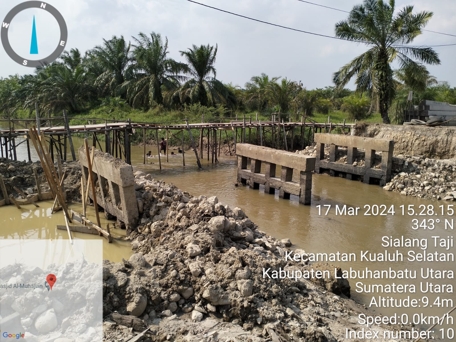 Proyek Jembatan "Misterius" Di Desa Sialang Taji Kualuh Selatan