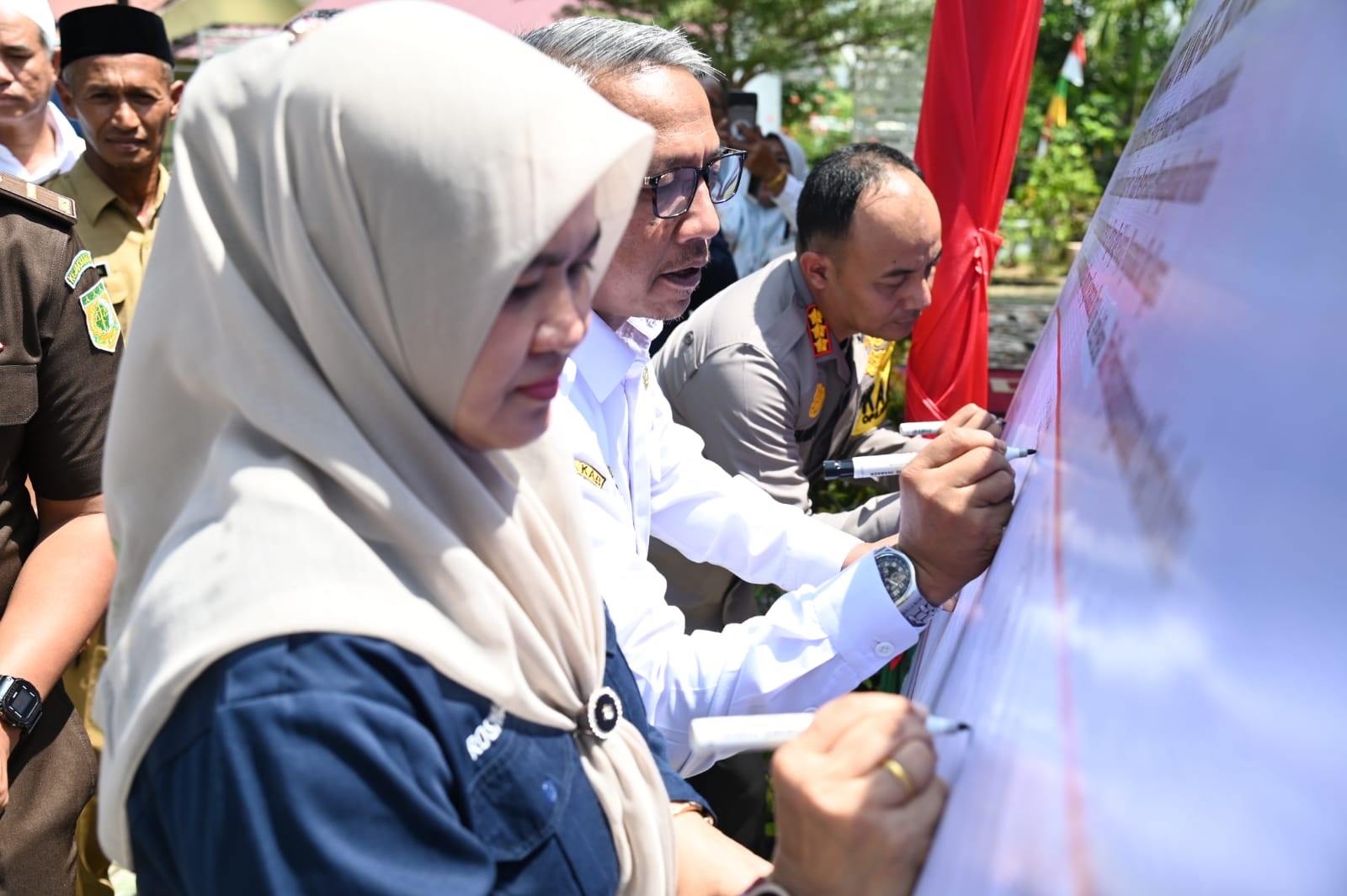 Asisten I Sekda Aceh Besar Hadiri Lauching KBN Di Gampong Cot Yang Kuta Baro