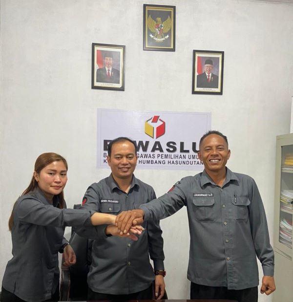 Bawaslu Humbahas Mengawal Dan Menjaga Demokrasi