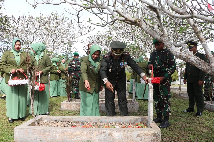 Jelang HUT TNI, Kodim 0104/Atim Ziarah Ke TMP