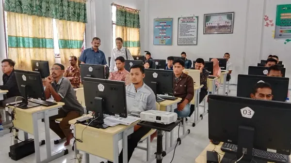 890 Calon Anggota PPK Ikut Tes CAT Di Aceh Timur