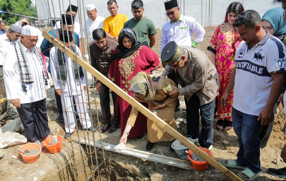 Wali Kota Letakkan Batu Pertama Pembangunan Masjid Paradep Puspa