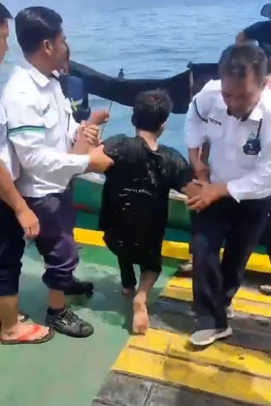 Gegara Game Online, Nekad Lompat Ke Laut Dari KMP Aceh Hebat 2