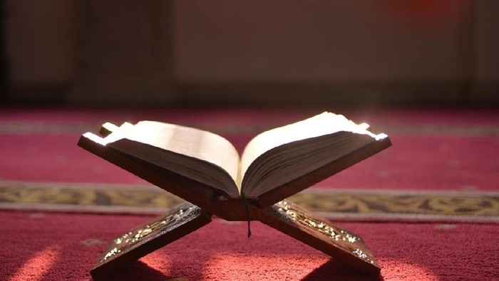 <strong>Shalat <em>Mi’raj </em>Menuju Allah SWT</strong>