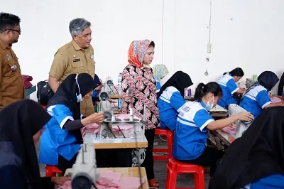 Hj.Yunita Ashari Tambunan Takjub Saksikan Penyandang Disabilitas Ikuti Pelatihan Kerja
