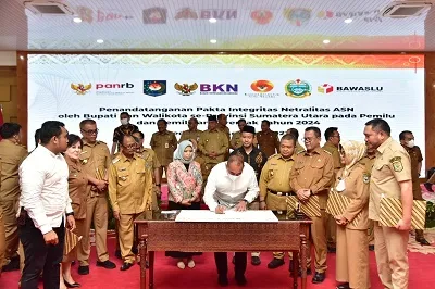 Kepala Daerah Tandatangani Pakta Integritas Netralitas ASN