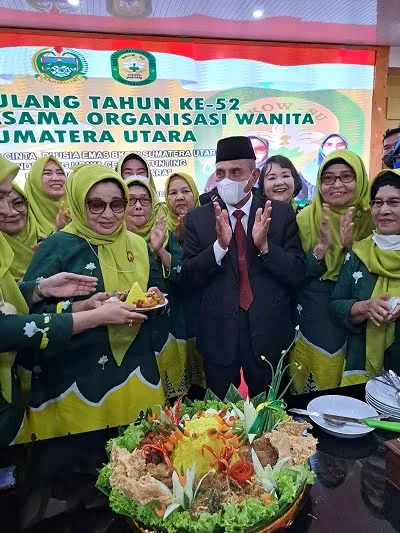 Gubsu Berharap Pengurus BKOWSU Ajak Milenial Berbuat Untuk Negeri