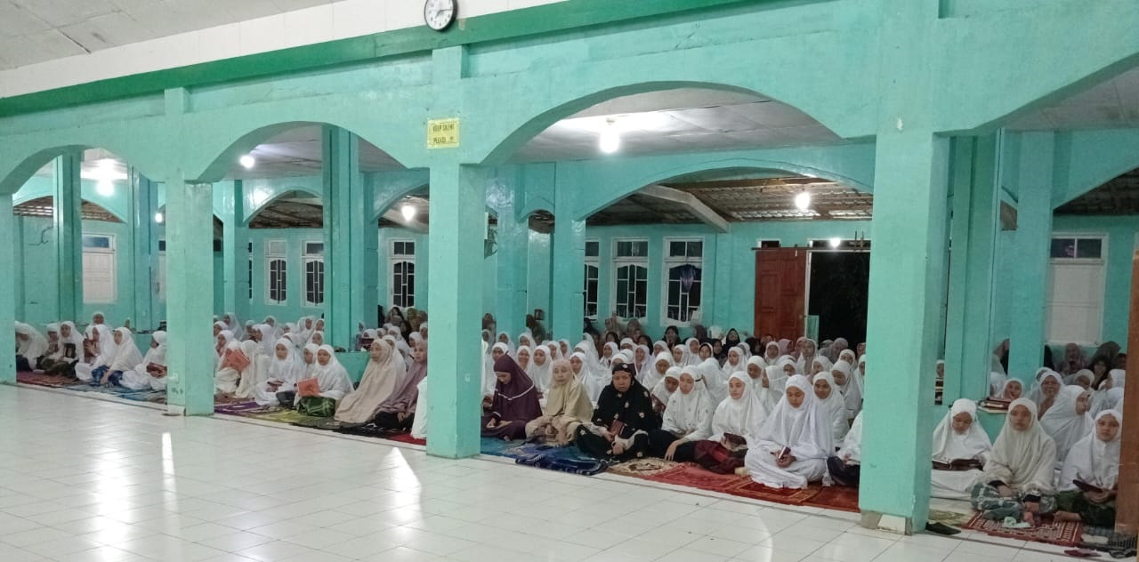 Darul Mursyid Beristighosah Bersama Memperingati Tahun Baru 1446 H