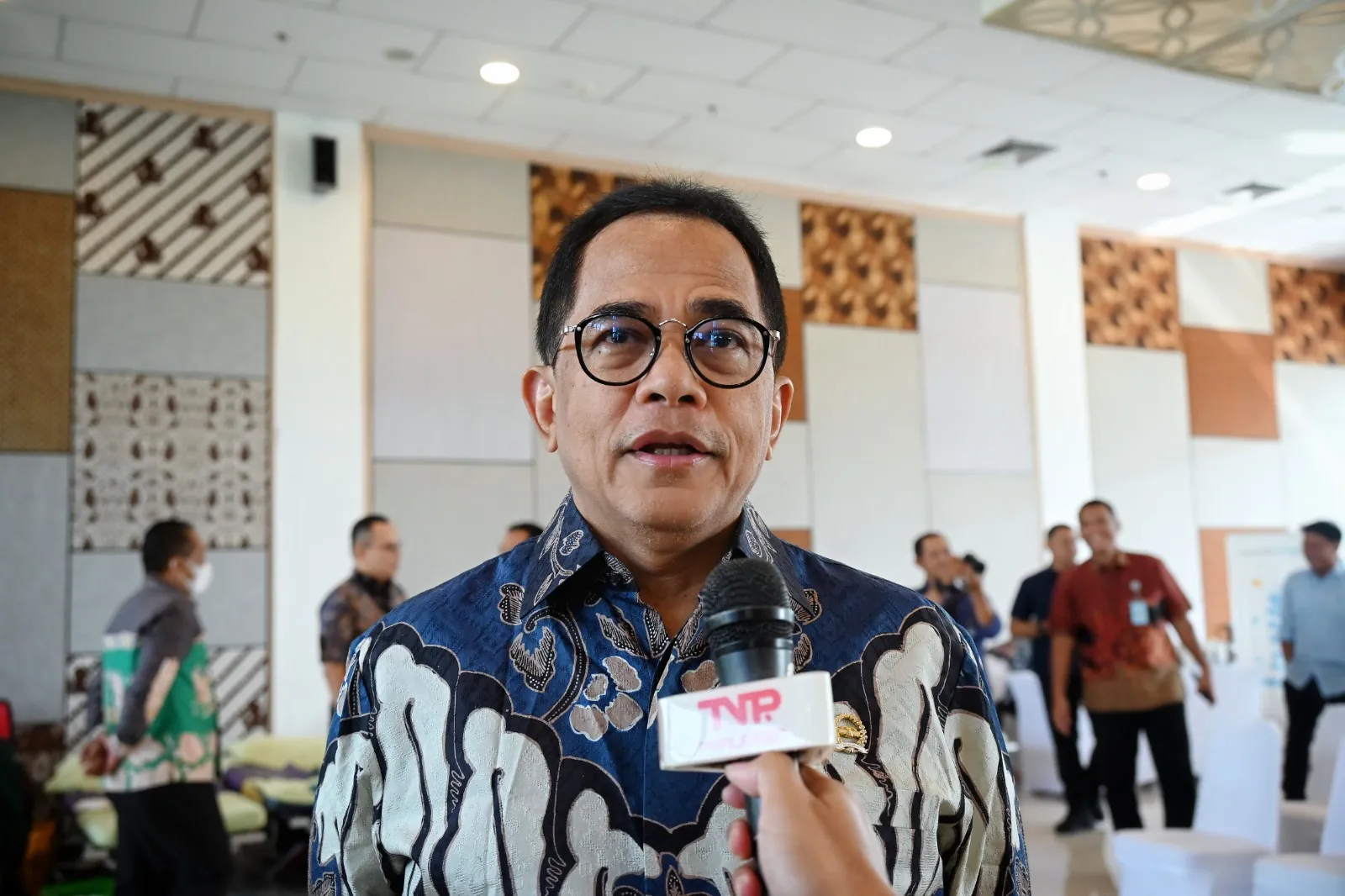 Semangat Hari Kartini, Setjen DPR RI Gelar Donor Darah
