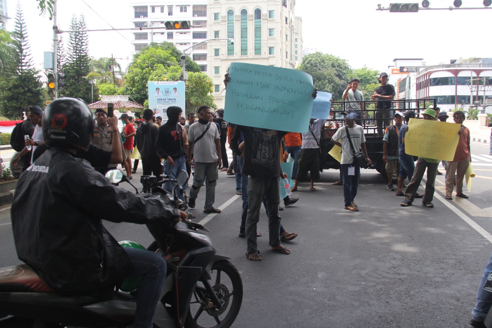 Aliansi Jukir Kota Medan Minta Batalkan Perwal Parkir Langganan