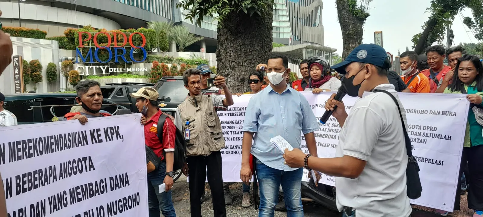 Demo Di DPRD Dan Kemenkumham, Raksahum Desak Kasus Interpelasi Gatot Dituntaskan