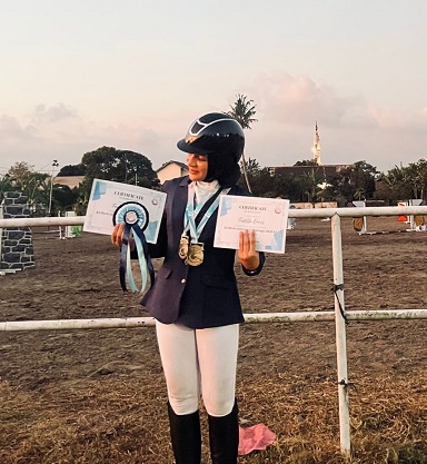 Atlet Berkuda Show Jumping Asal Medan Sabet Peringkat 5 Kejuaraan di Jateng