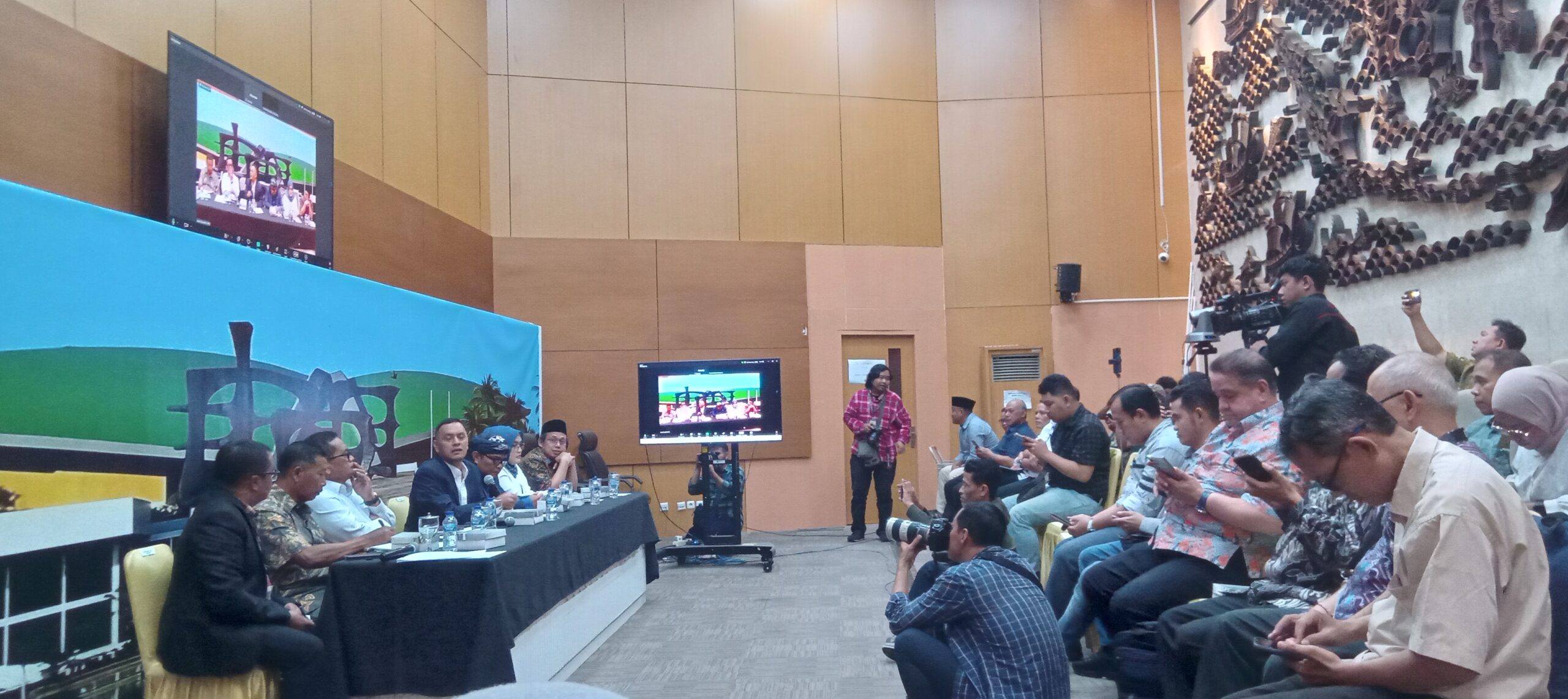 Serap Aspirasi Industri Tembakau, Ketua Komisi XIII DPR: Perlunya Mempertimbangkan Semua Kepentingan