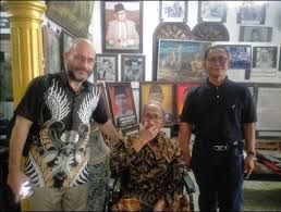 Dua Guru Besar Kunjungi Museum Perjuangan Pers Sumut