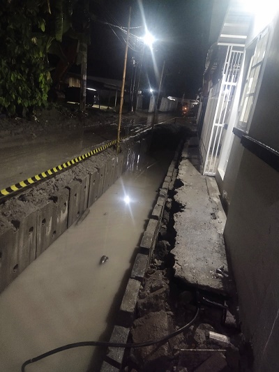 Amburadul, Warga Protes Kontraktor Pengerjaan Proyek Drainase Jalan Jermal 17