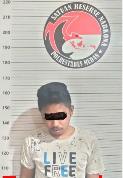 Jual Pil Ekstasi Sama Polisi, Rafiq Diciduk