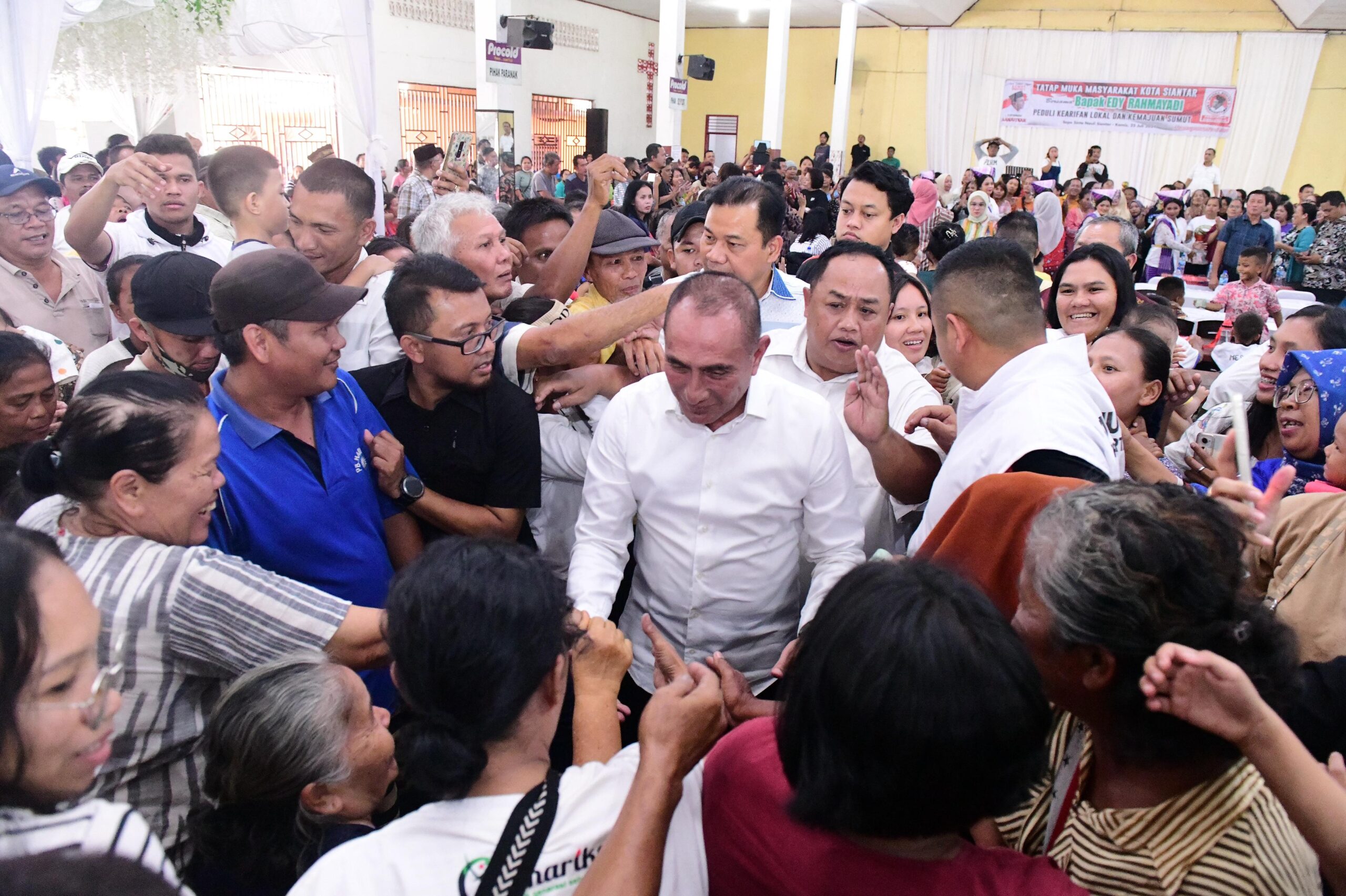 Edy Rahmayadi Pemimpin Merangkul Semua Suku Dan Agama