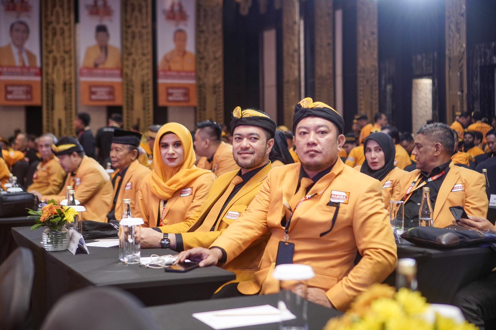 Oso Kembali Pimpin Hanura, El Adrian Shah Siap Jalankan Instruksi Partai