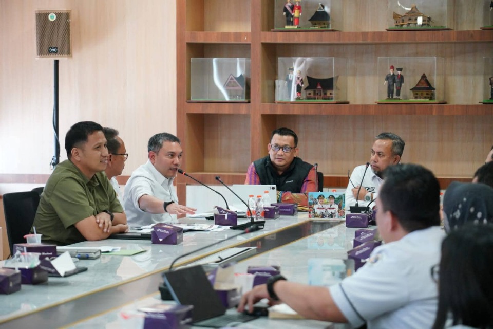 Bupati Pakpak Bharat Hadiri Rakor Batas Wilayah Di Medan
