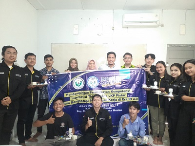 Tim PKM Unimed Latih Generasi Muda Hadapi Persaingan di Revolusi Industri 4.0