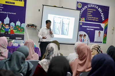 Minimalisir Dampak Gadget, TK Harapan Undang Prof. Ridha Dharmajaya Sosialisasi Gadget Sehat Kepada Wali Murid