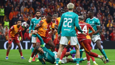 Slot Kecewa Wasit Tak Beri Penalti Buat Liverpool