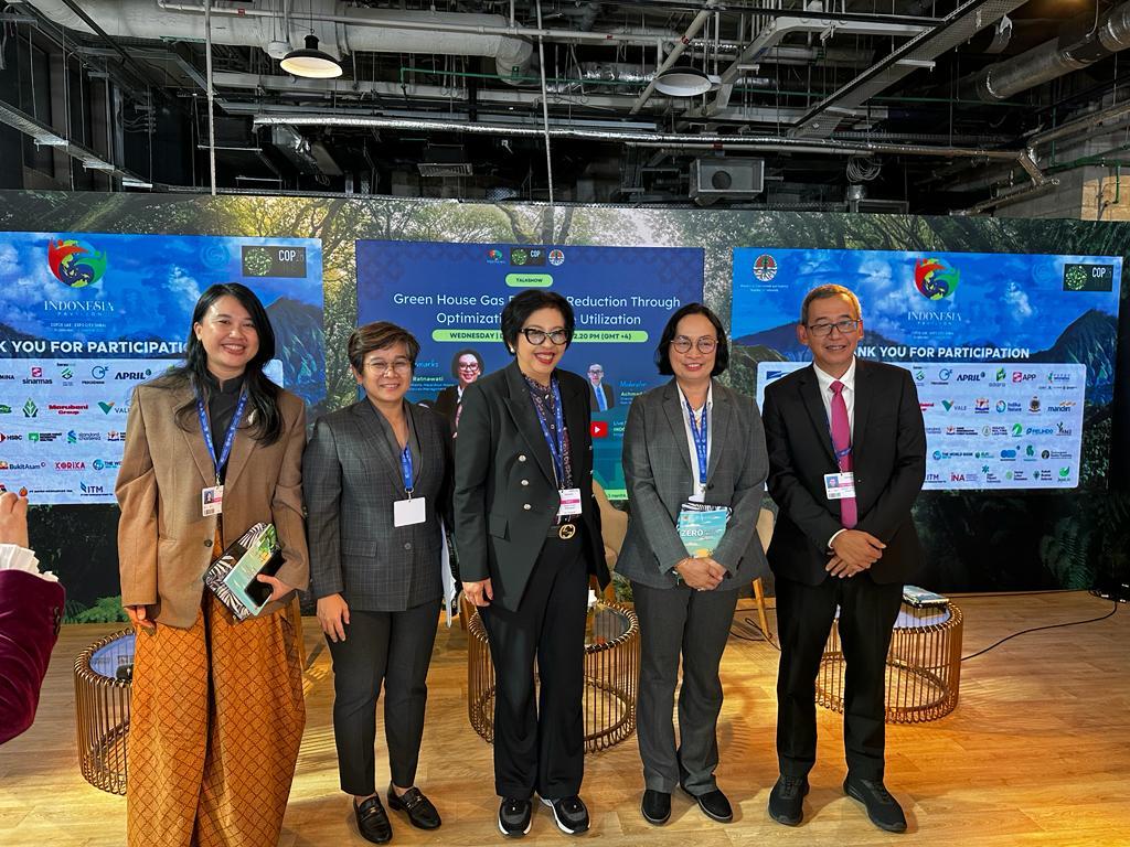 KLHK Gelar Talk Show Pengurangan Emisi GRK Dari Pemanfaatan Limbah Bahan Berbahaya Dan Beracun Di COP-28 Dubai