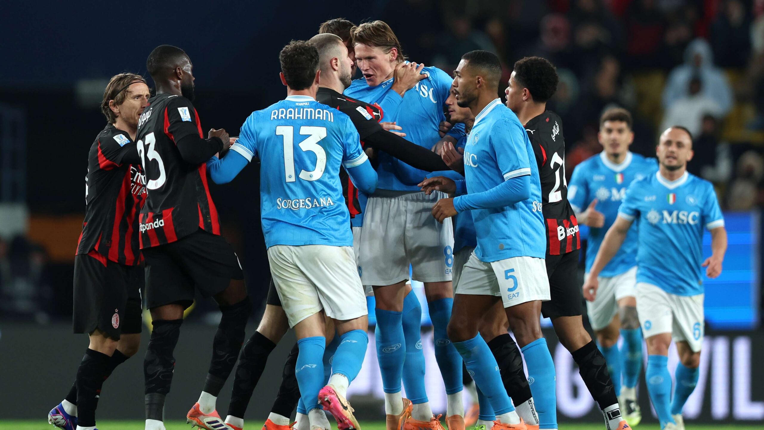 Gol Tunggal Politano Menangkan Napoli Atas AC Milan