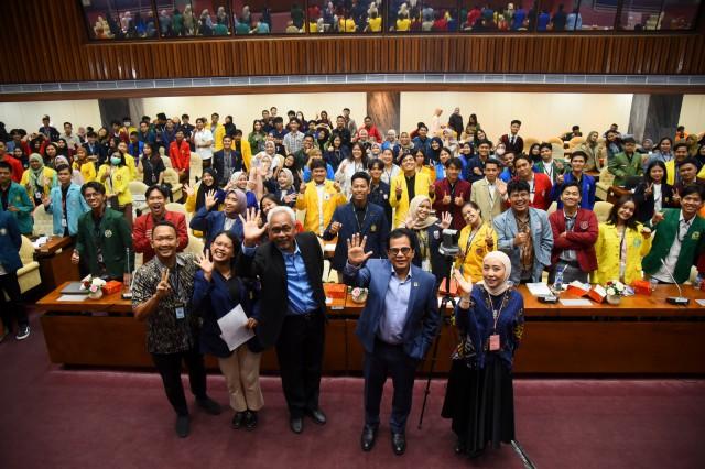 Sekjen DPR RI Harapkan Mahasiswa Jadi Agen Informasi Keparlemenan