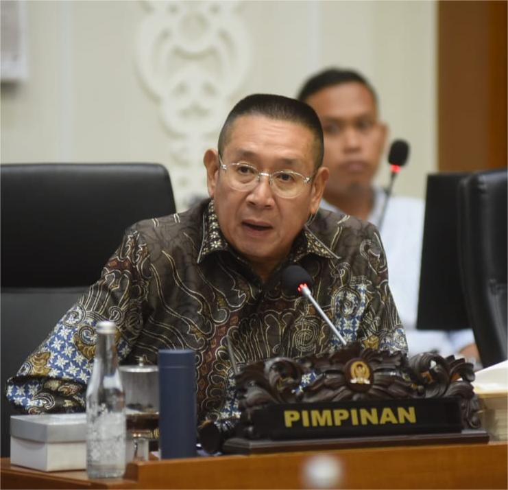 Pembahasan Revisi UU TNI Dan Polri Dilanjutkan DPR Periode Berikutnya