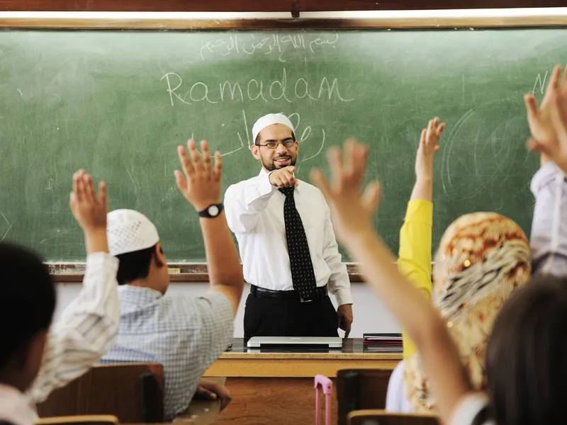 <strong>Guru </strong><strong>S</strong><strong>ebagai Buruh Pendidikan</strong><strong></strong>