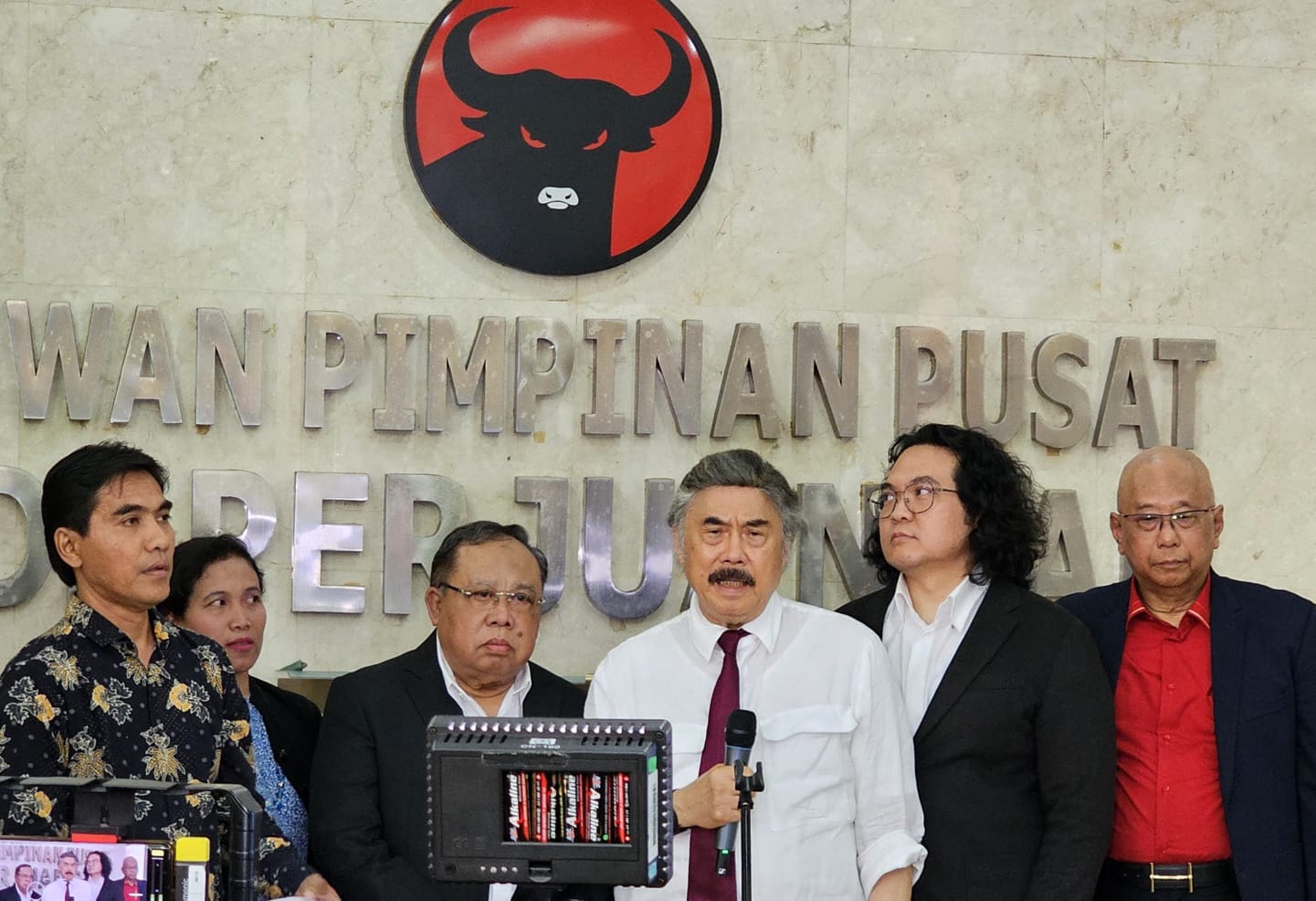 Gugatan Ke PTUN Diterima, Tim Hukum PDI Perjuangan Minta KPU Tunda Penetapan Prabowo-Gibran