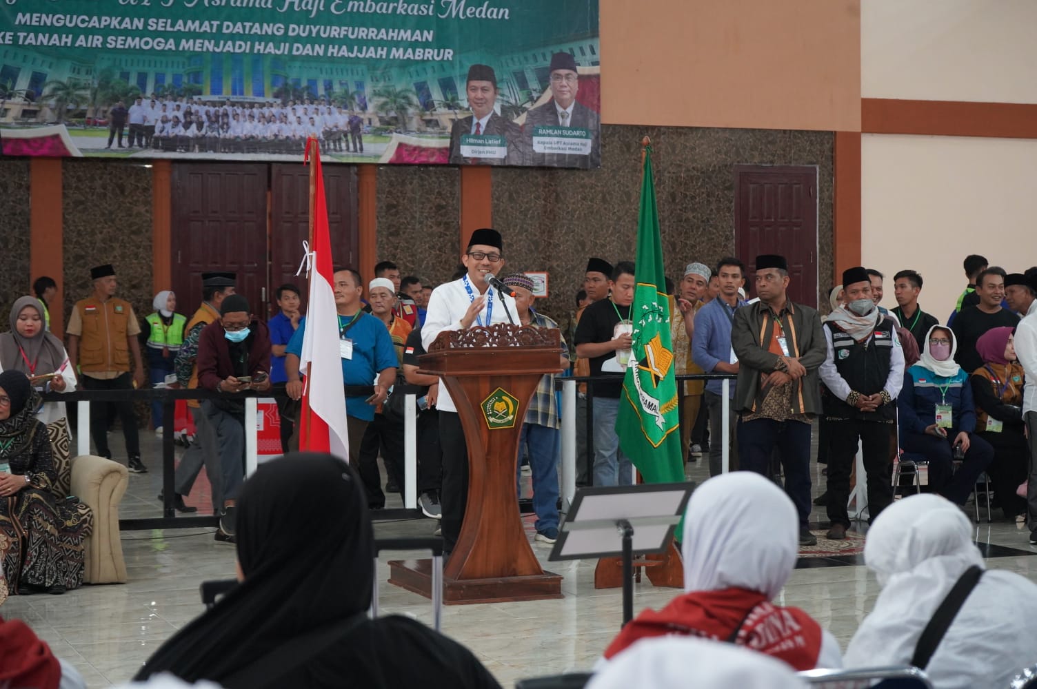 360 Jamaah Haji Kloter 03 Tiba Dua Orang Mutasi