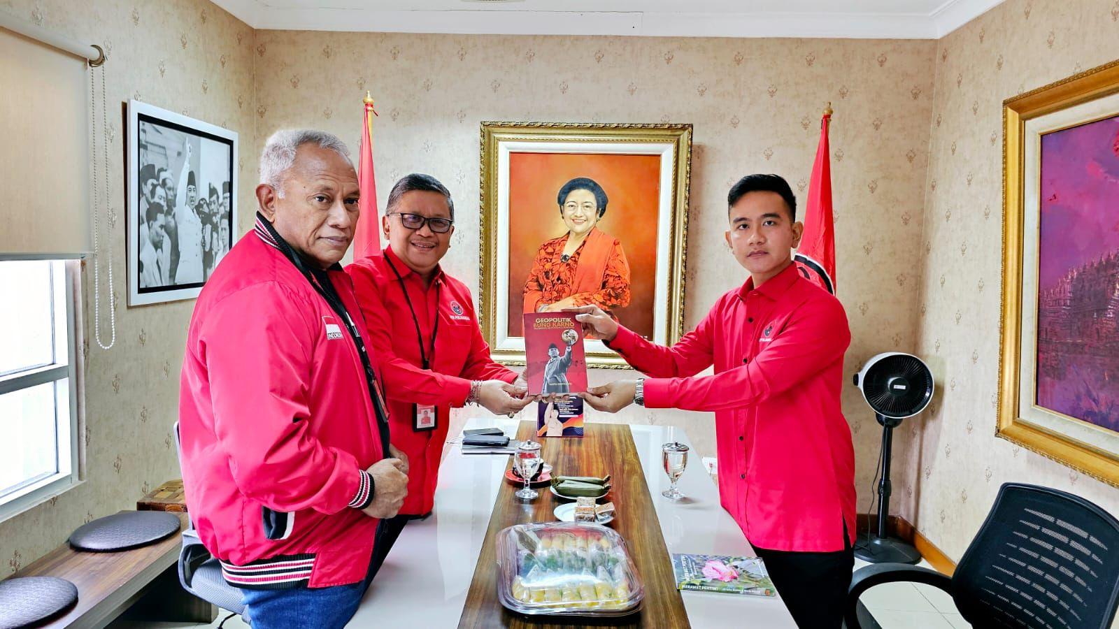 Gibran Tiba Di Kantor DPP PDIP