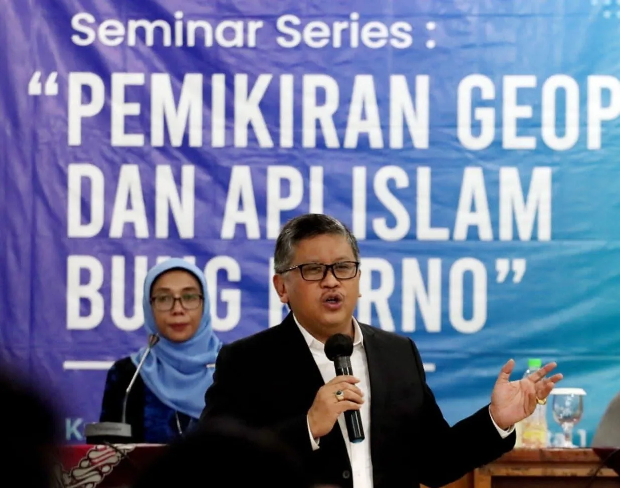 Hasto: Api Perjuangan Islam, Gelorakan Bung Karno Bangun Sintesa Ideologi
