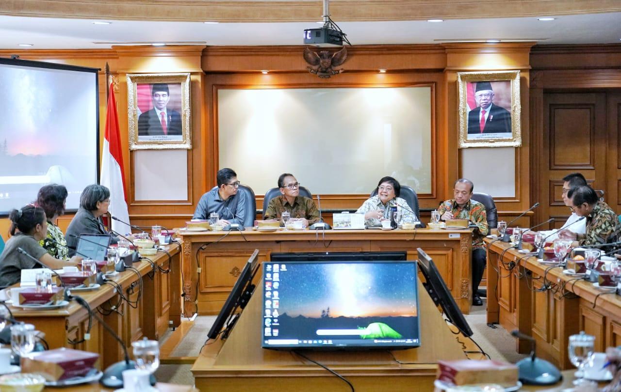 Menteri Siti Nurbaya Sampaikan Kebutuhan Dukungan Hukum Bidang LHK