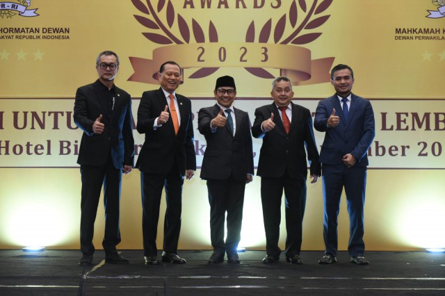 Wakil Ketua DPR RI: Penerima MKD Award Secara Etika Harus Kredibel