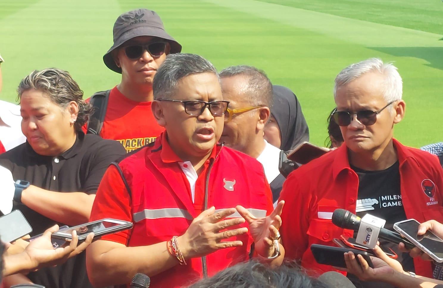 Sekjen PDIP Tinjau Persiapan Puncak Bulan Bung Karno 2023 Di GBK