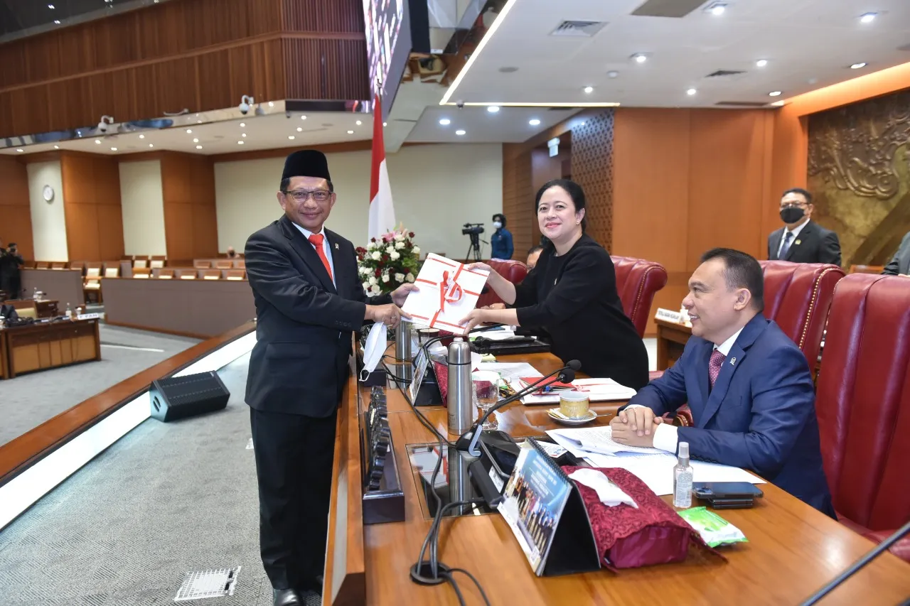DPR Setujui UU Pemekaran Papua Barat Daya