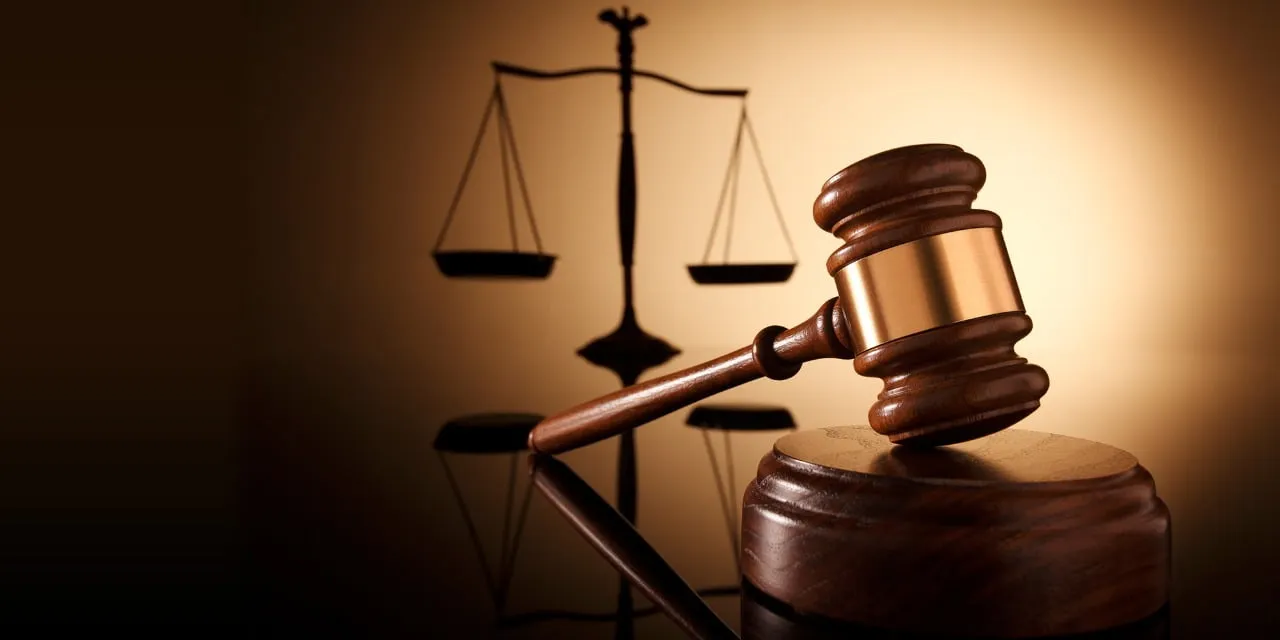 Mengapa Hukum Dipermainkan ?