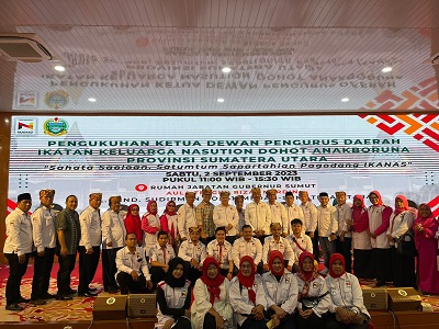 Dr H Asren Nasution Ajak Seluruh Keluarga Besar Jadikan Al Qur’an Sebagai Pedoman Hidup