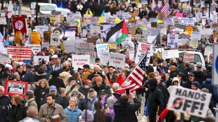 Presiden Trump Didemo Warganya Akibat Kebijakan Resiprokal