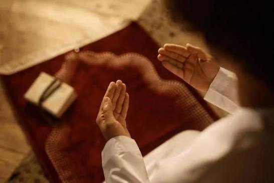 Doa Ingin Punya Anak Dalam Islam: Kumpulan Doa Mustajab dari Al-Qur’an dan Ulama