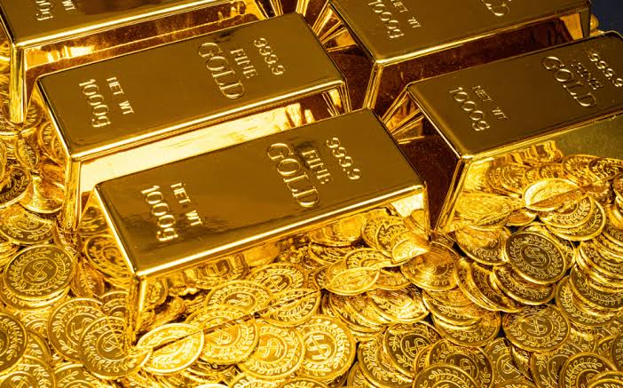 Dipicu Aksi Beli Bank Sentral, Harga Emas Meroket Di Atas $3.500