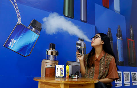 Pengaruh Promosi Rokok Elektrik Terhadap Pola Konsumerisme Dan Pergaulan Remaja