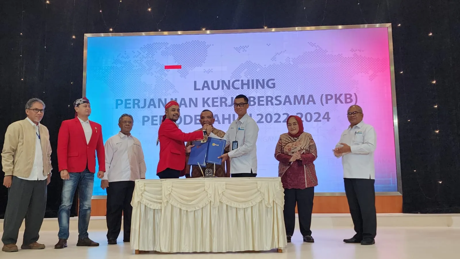 Setelah Menanti 10 Tahun, Manajemen dan SP PLN Teken Perjanjian Kerja Bersama
