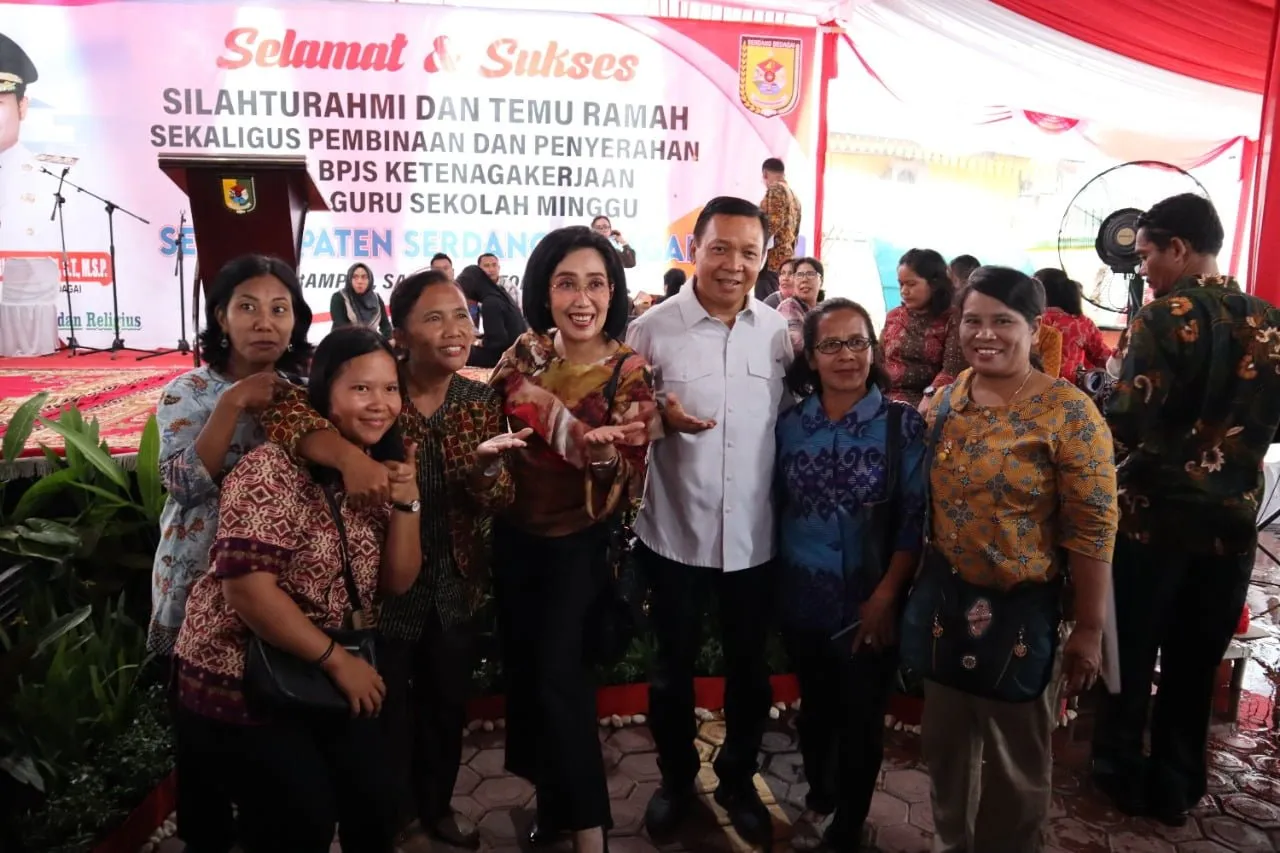 Robin Simatupang Silaturrahmi Dengan Masyarakat Sergai