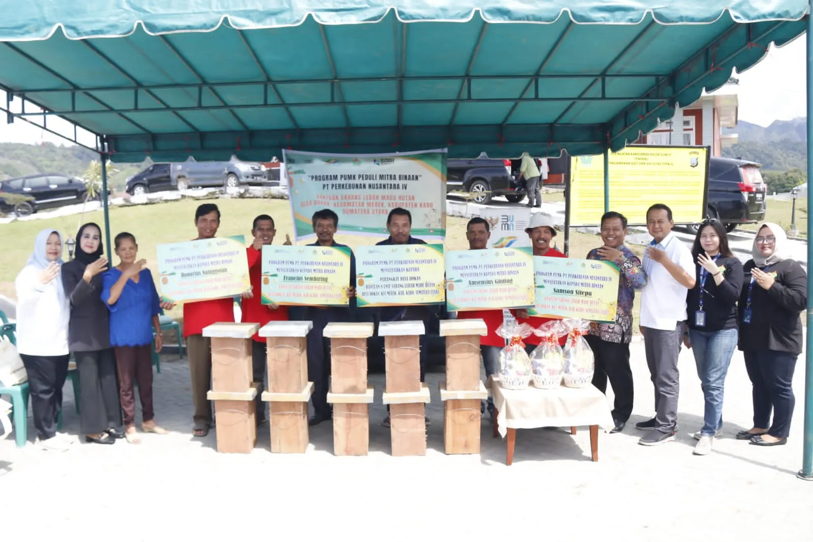 PUMK PTPN IV Salurkan Bantuan Alat Produksi Kepada UMK Kabupaten Karo